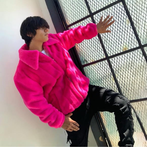 Men's Fashion Hot Pink Faux Fur Fuzzy Coat NWT - Picture 3 of 5